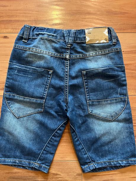 Frajerské kraťasy, 128