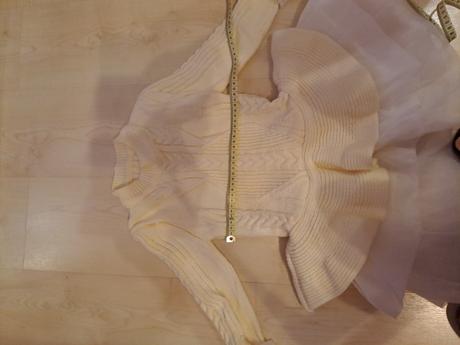 Slávnostné šaty, 122