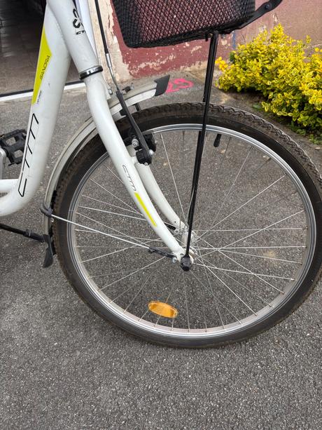 Predám bicykel, ctm,24