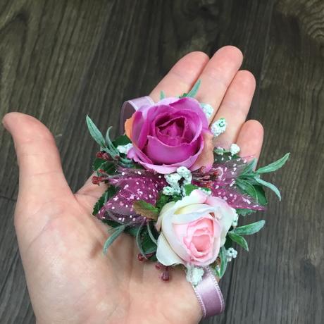 Náramok z kvietkov, 