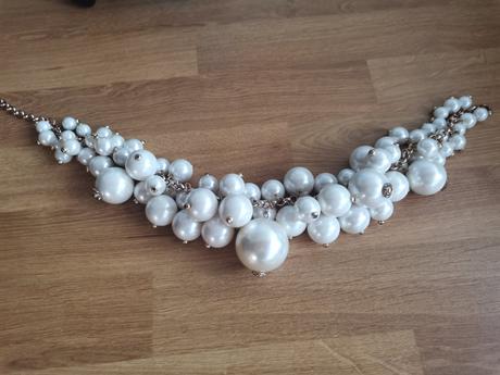 Extravagantný náhrdelník, 