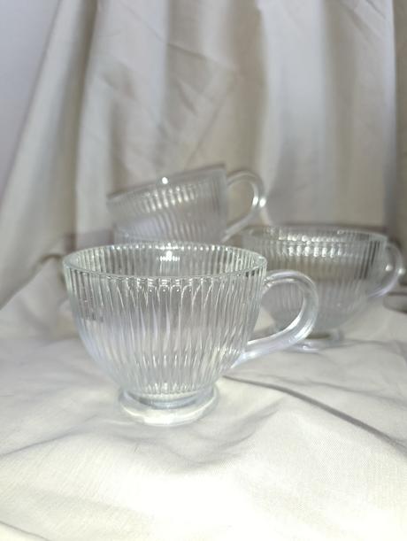 Set 4roch veľkých šálok, 