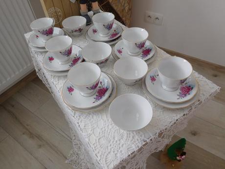 Čínsky porcelán šálky podšálky šípová ruža,