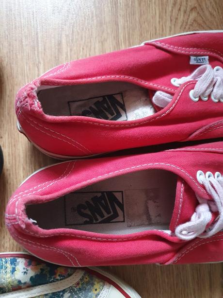 Balík dámskych topaniek, vans,39