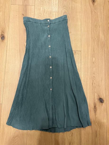 Viskózová midi sukňa, mohito,s