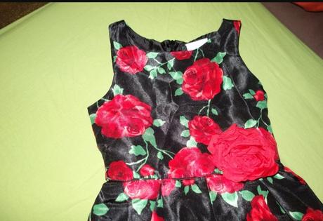 Sviatočné šaty swweet heard rose, 140