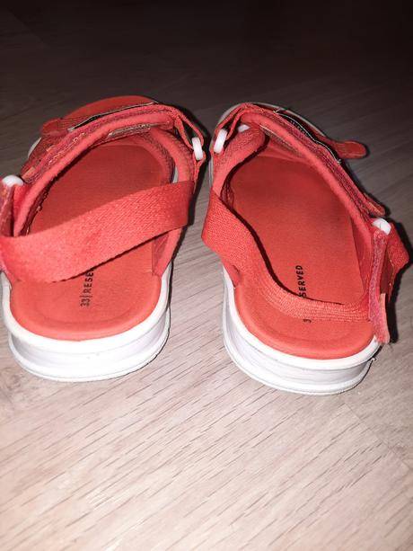 Sandále, reserved,33