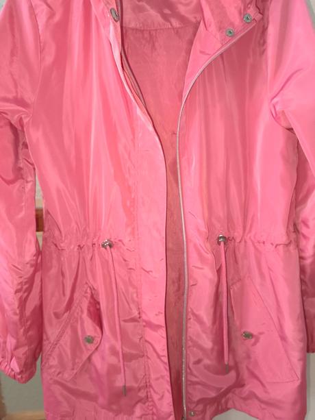 Párka, reserved,158