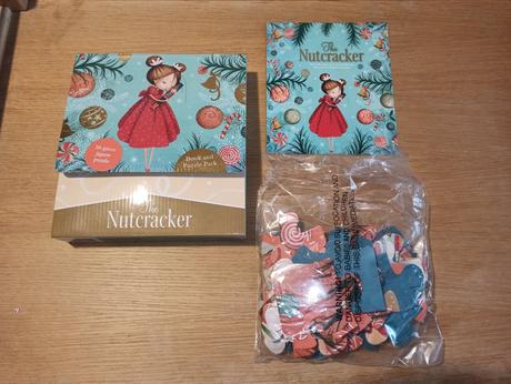The nutcracker book and puzzle pack,
