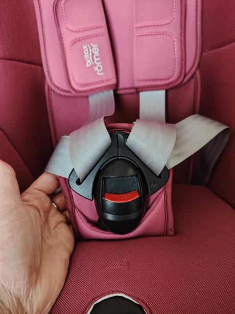 Britax römer dualfix m i-size wine rose 2021, britax