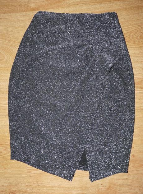 Elastická strieborná, s