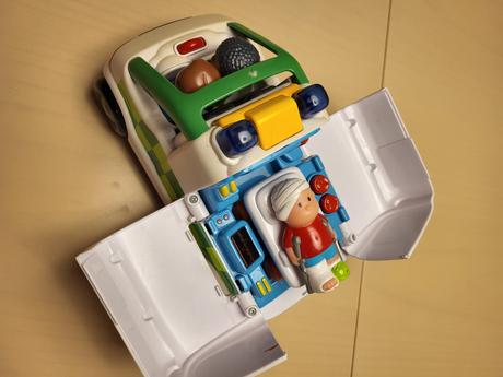 Sanitka s figurkami a zvukmi, 