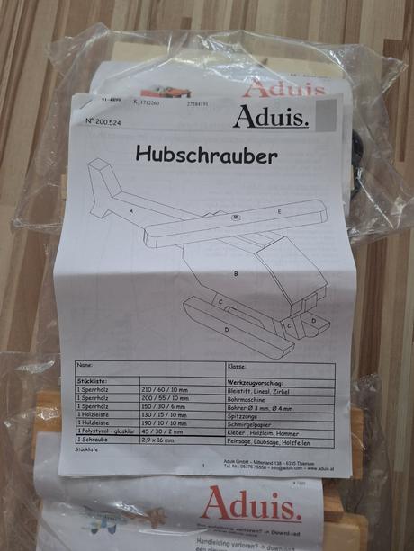 Drevena skladacka aduis,