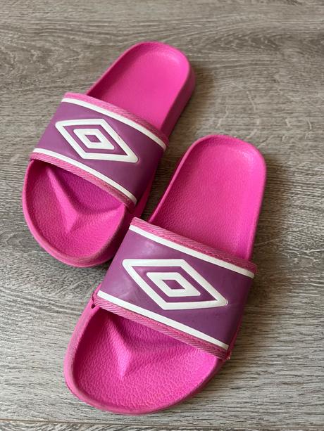 Umbro slapky, umbro,31