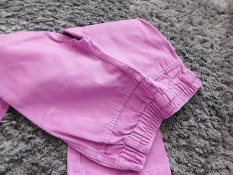 Nohavice č.104, 104