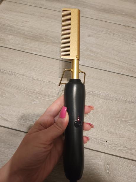 Zlatý elektrický výhrevný hrebeň, 