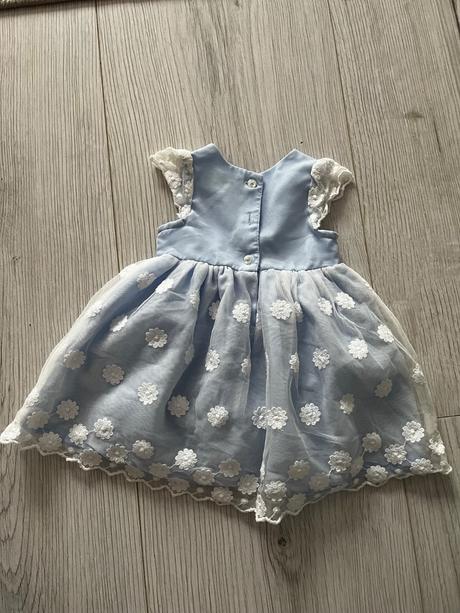 Slávnostne šaty s kvetinovou výšivkou a tylom, early days,62