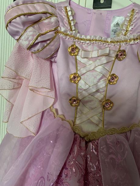 Rapunzel deluxe disney kostým s črievicami a korun, 