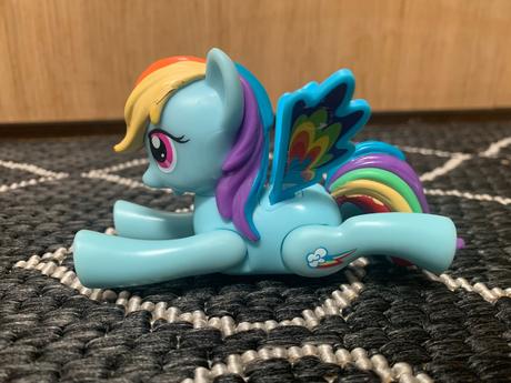 Sada poníkov my little pony a časopisov,