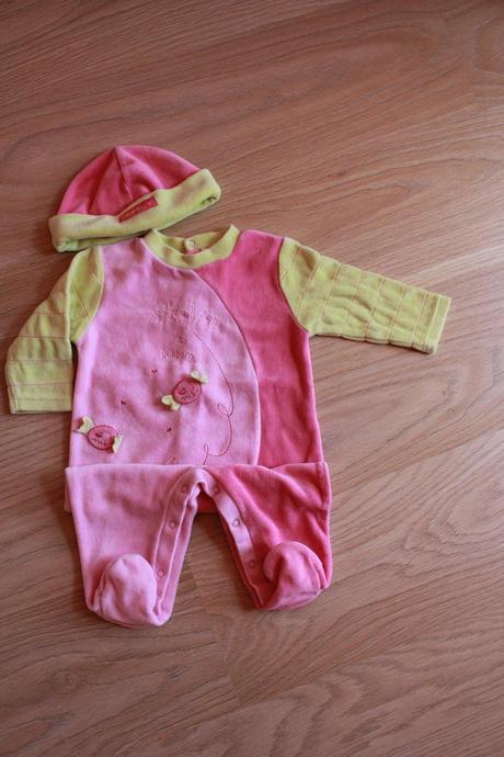 Cukríkové dupačky s čiapočkou, 68