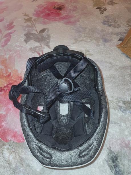 Prilba na bicykel top stav, xs