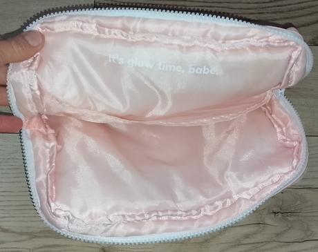 Kozmetická taštička eggo, 