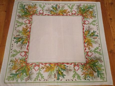 Vianočný obrus retro 130x 143 - 18 eur,