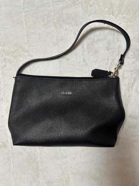 Krásna glitrová kabelka 2v1 zn. guess originál, guess