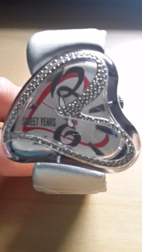 Náramkové hodinky sweet years,