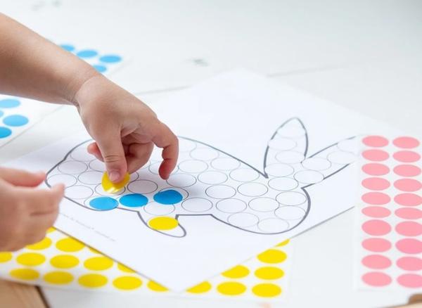 Kde kupujete nálepky - bodky?