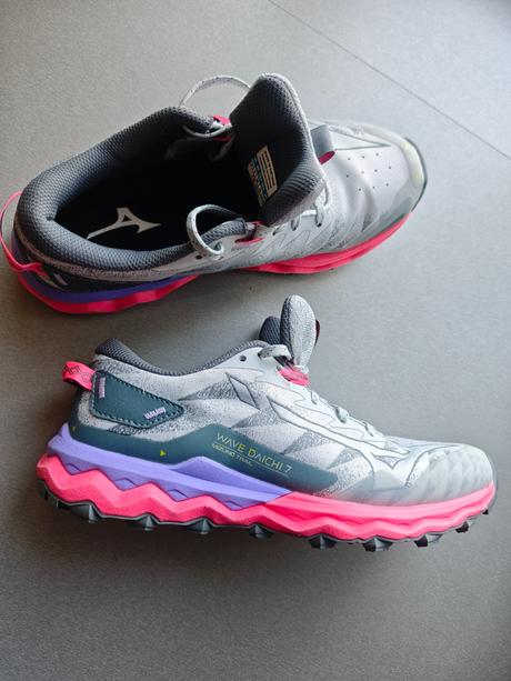 Bežecké tenisky mizuno, mizuno,37