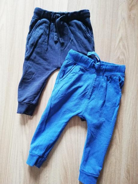 Tmavomodré tepláky, next,86