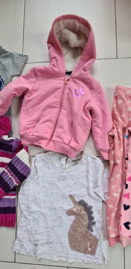 Balik oblečenia, 104–116