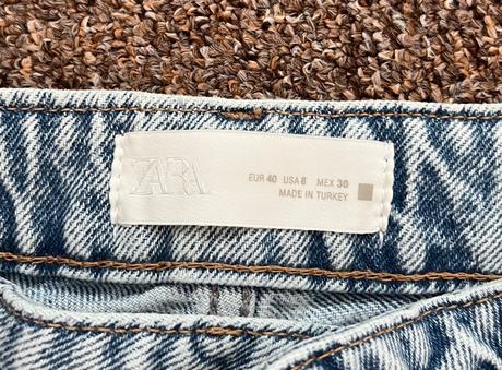 Roztrhané džínsy z1975 s vysokým pasom, zara,40 / l