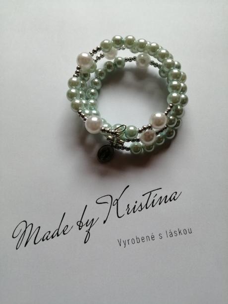 Ruženec na pamäťovom drôte, 