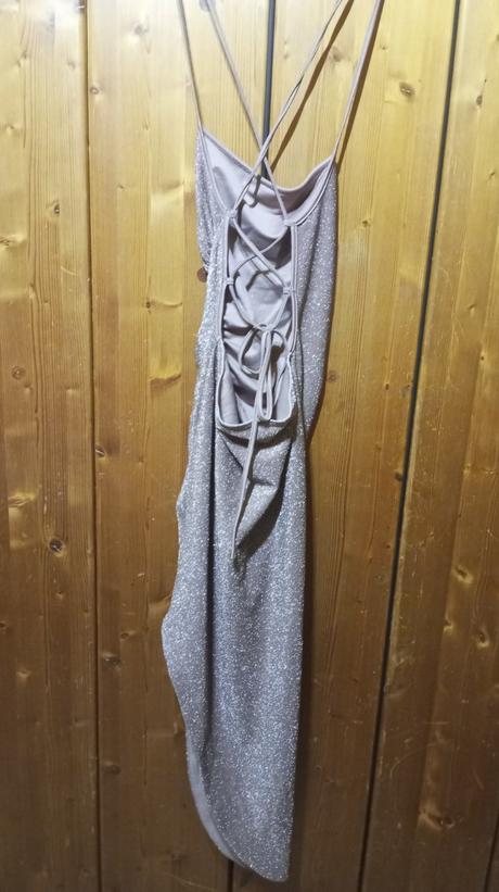 Trblietavé sexi šaty shein, s