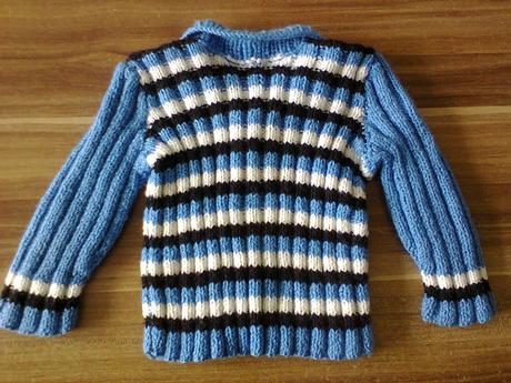 Pletený sveter, 68