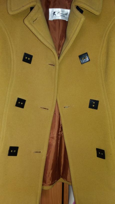 Horčicový kabátik, s