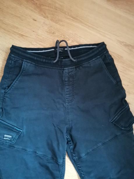 Nohavice, moderné, house,l