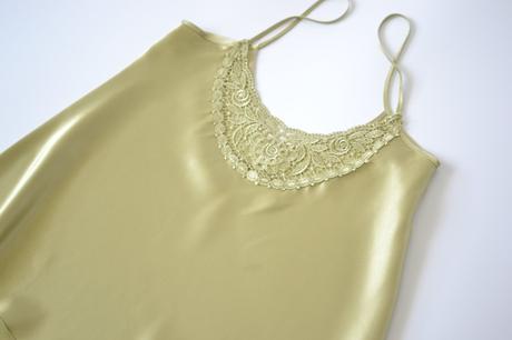 Bledozelený saténový top l, l