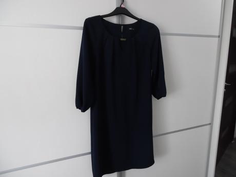 Spolocenske saty, 42