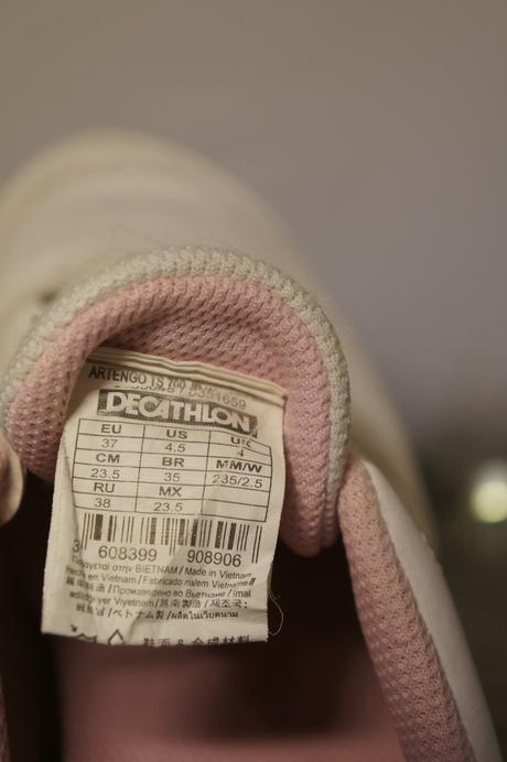 Tenisky, nosené na telesnú výchovu, decathlon,37