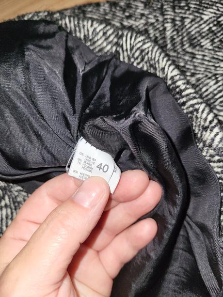 Dámsky kabátik, 40