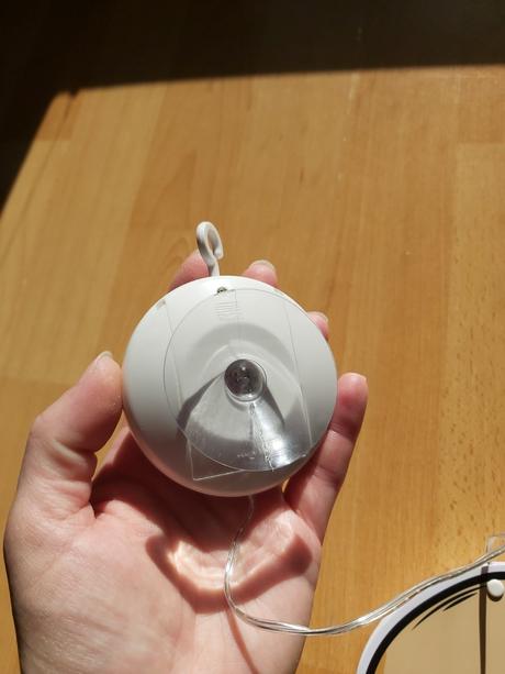 Led dekorácia so zvukom lebka., 