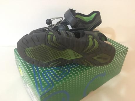 1x obute sandalky v. 31, 31