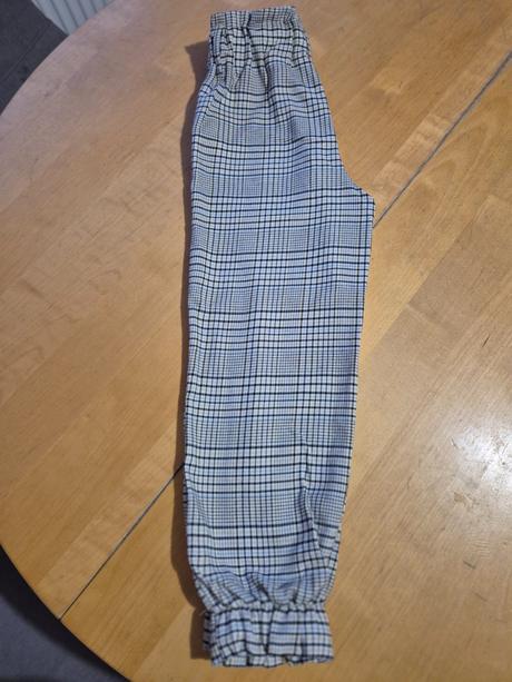 Mix nohavic, h&m,140