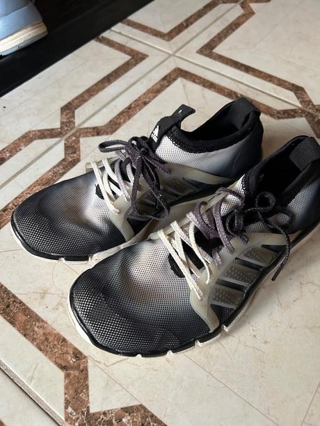 Botasky adidas velkost 40 dĺžka 25- 25,5cm,, adidas,40