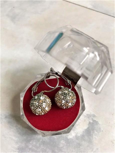 Luxusné náušnice, 