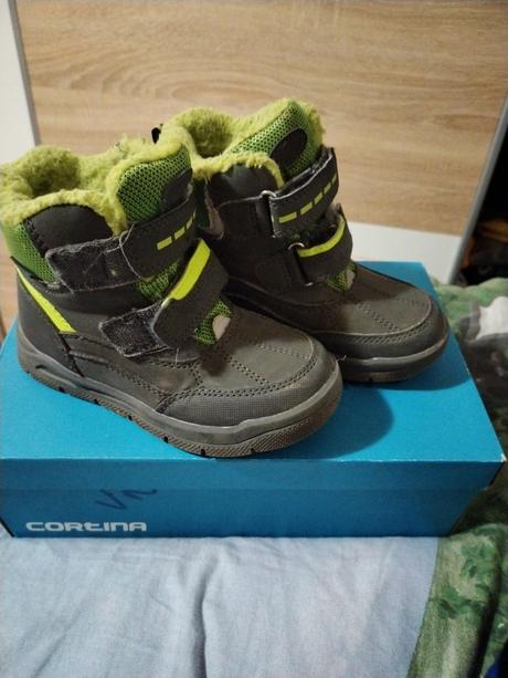 Topanky pre chlapca, 28