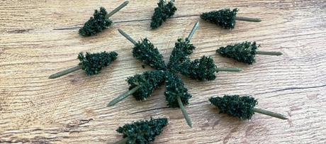 Zapichovací stromček - 5 cm,